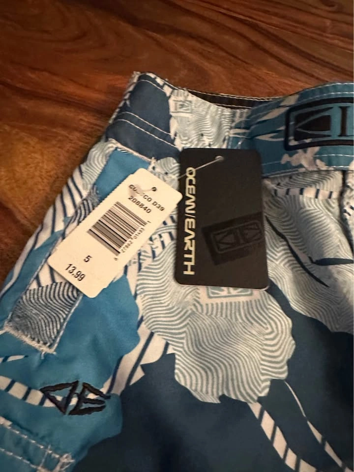 NEW Boys Adjusting Swim Shorts Size 5 - photo 4