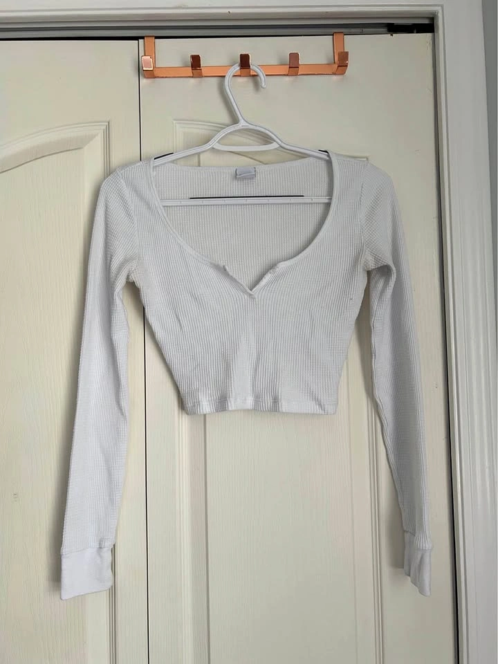 Aritzia White Waffle Knit Crop Top