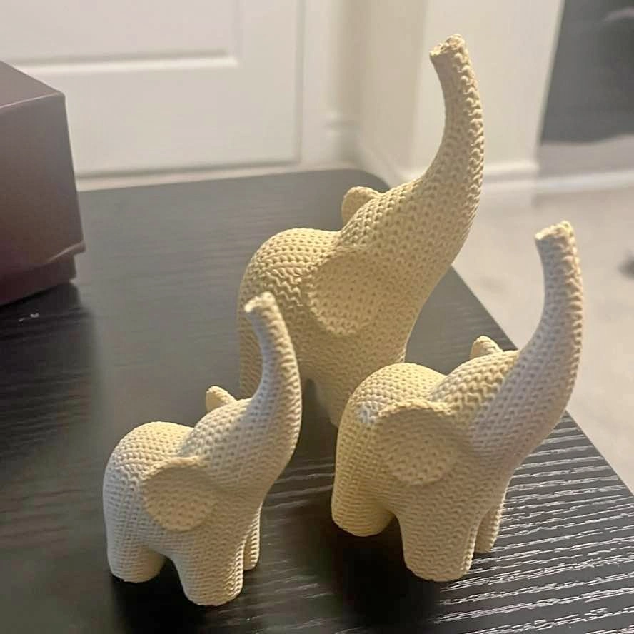 Modern Elephant Decoration Set