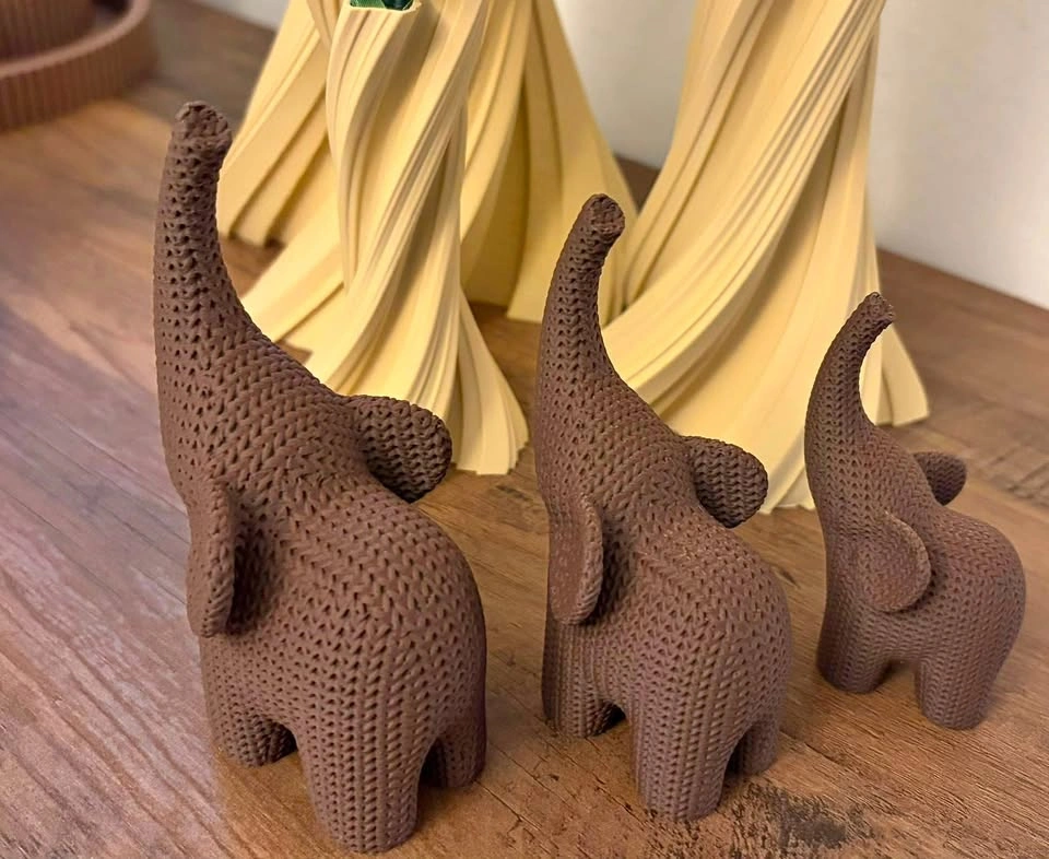 Modern Elephant family set 2 colours