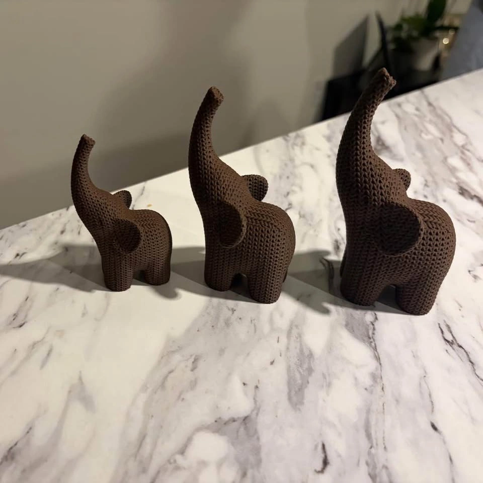 Modern Elephant family set 2 colours - photo 3