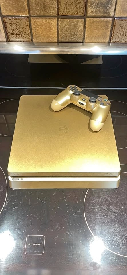 PS4 Limited Gold Edition with Controller