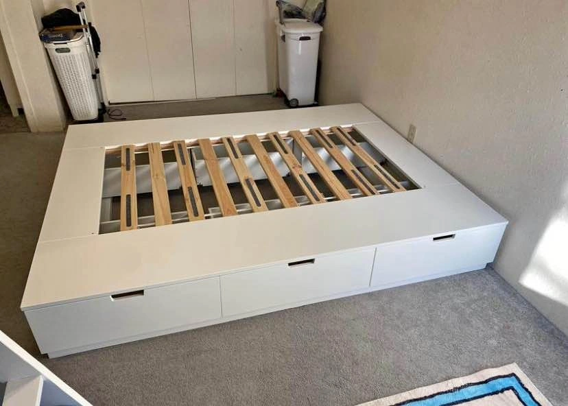 Nordli Queen Bed with 6 hydraulic Storage drawers