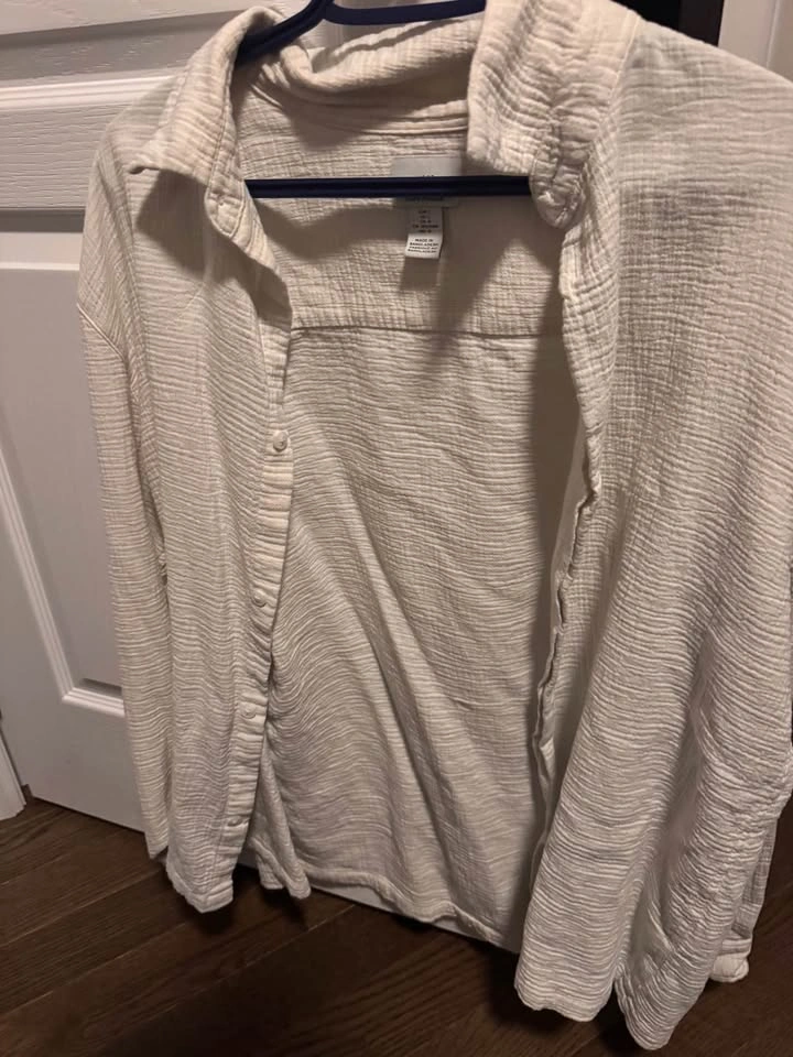 White Men’s H&M Cotton Dress Shirt Size L - photo 2