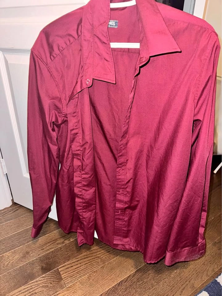 Men’s Burgundy Dress Shirt Size L