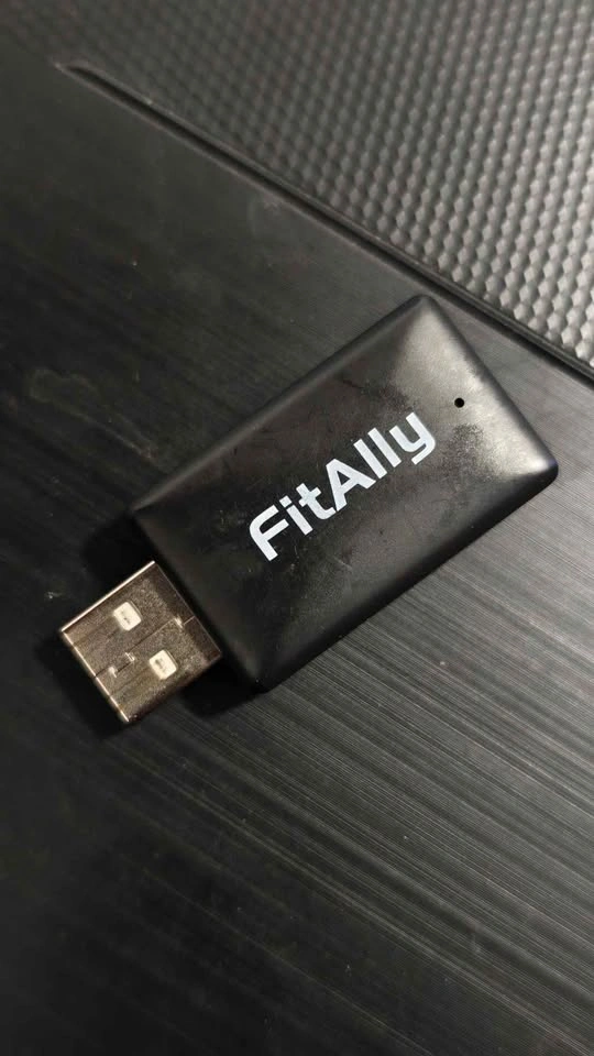 Wireless Car play/ Android Auto adapter - photo 2