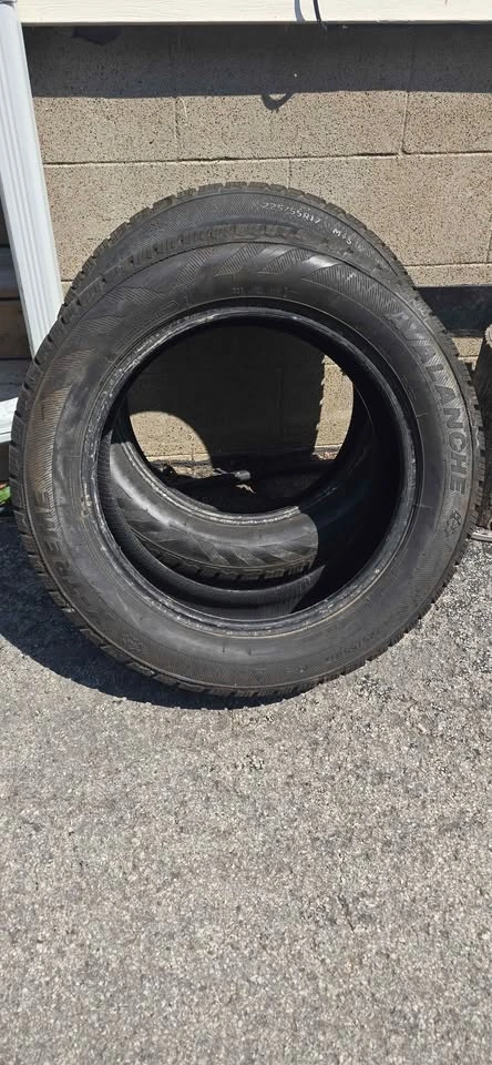 Snow/mud tires *pair* - photo 2