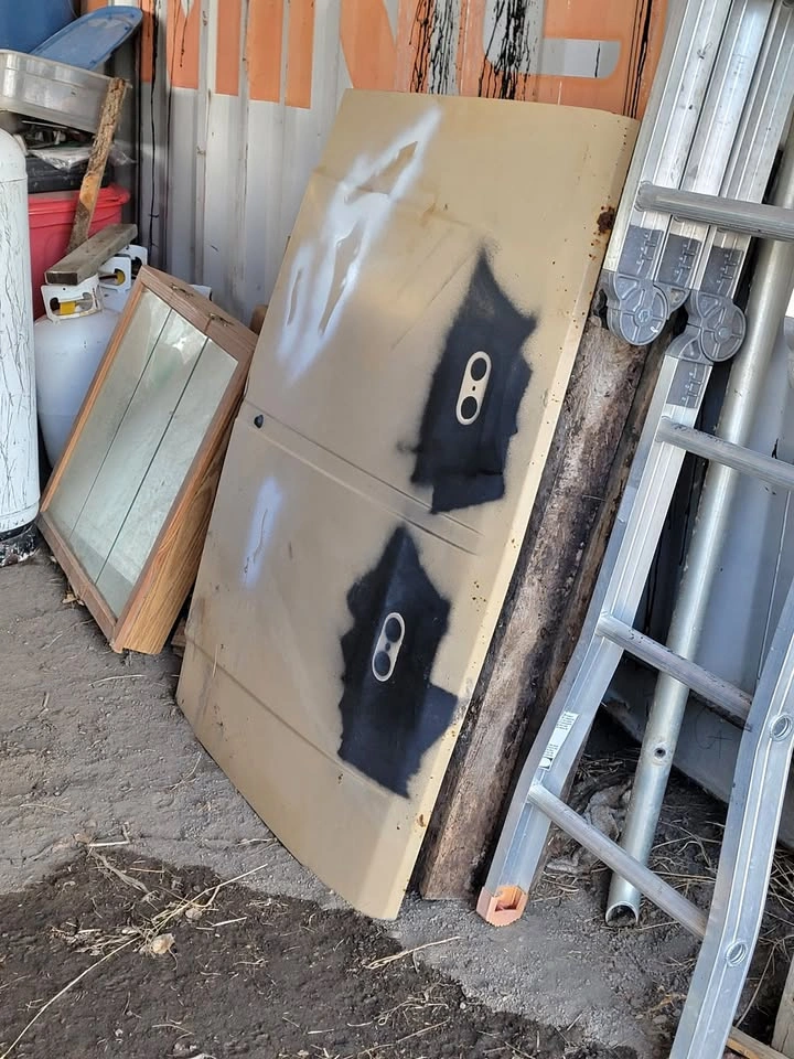 Hood from Nissan 720