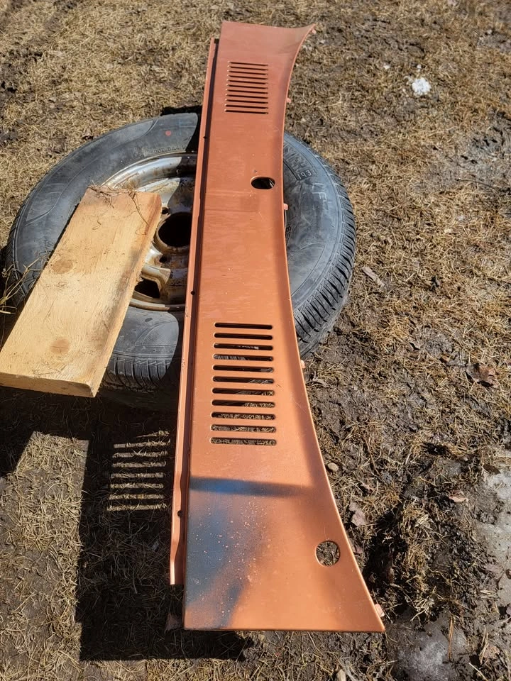 Cowl for Nissan 720 - photo 2