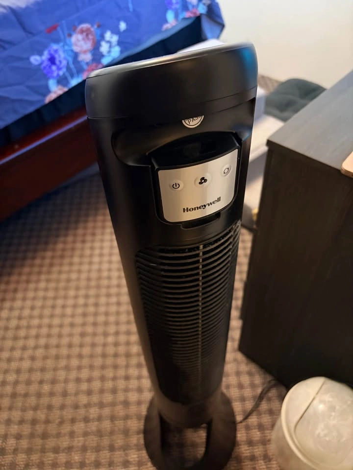 Honeywell QuietSet Tower Fan - photo 2