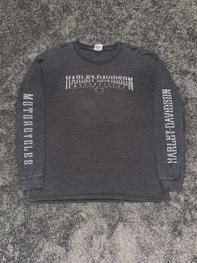 2003 Harley Davidson long sleeve shirt size XL
