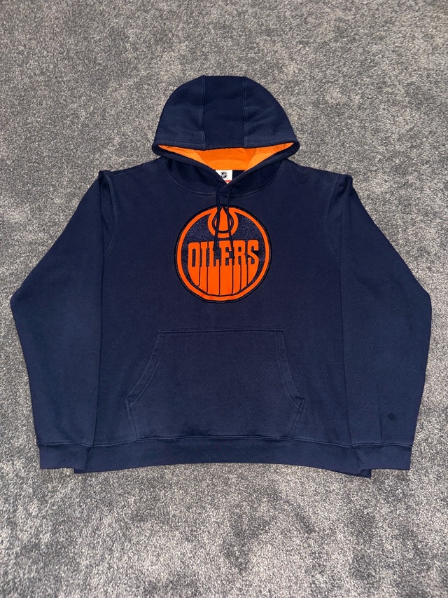 men’s Edmonton oilers pullover sweater size XL