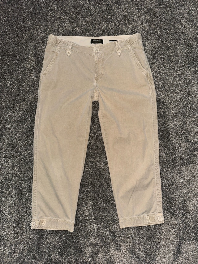 woman’s Eddie Bauer pants size 10