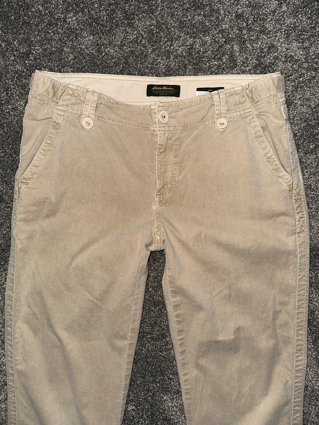 woman’s Eddie Bauer pants size 10 - photo 3