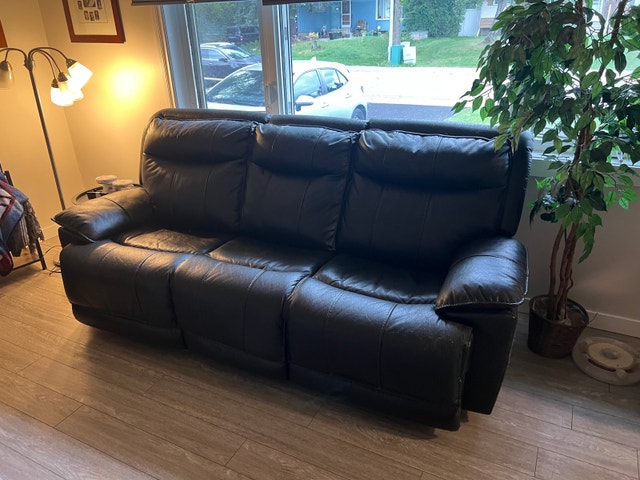 Black Reclining Sofa & Loveseat Set