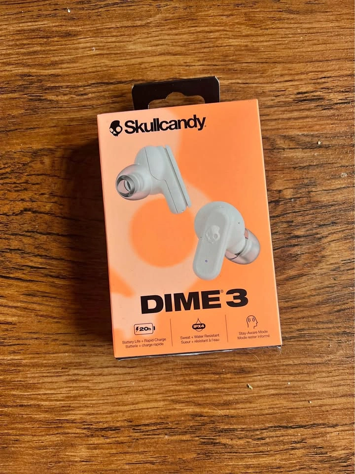 Skullcandy earbuds
