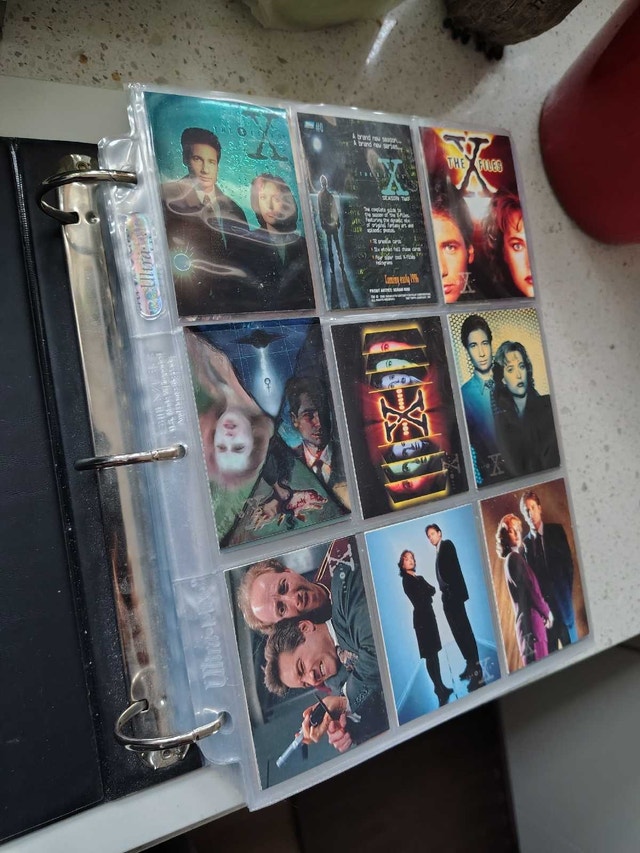 X-Files Topps Trading Cards - photo 2