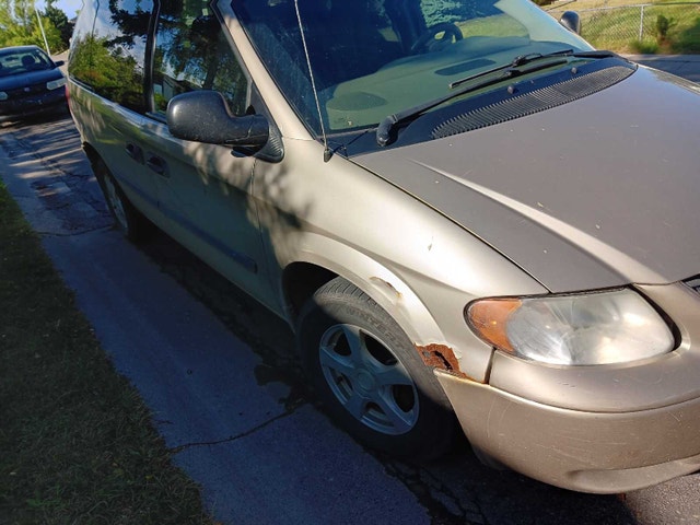 2005 dodge caravan