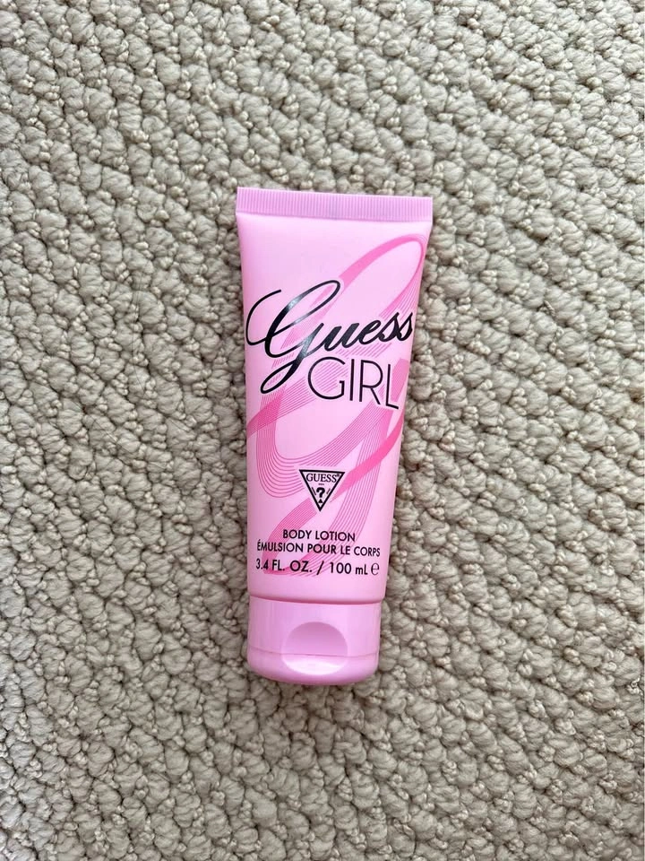 Guess Girl Body Lotion