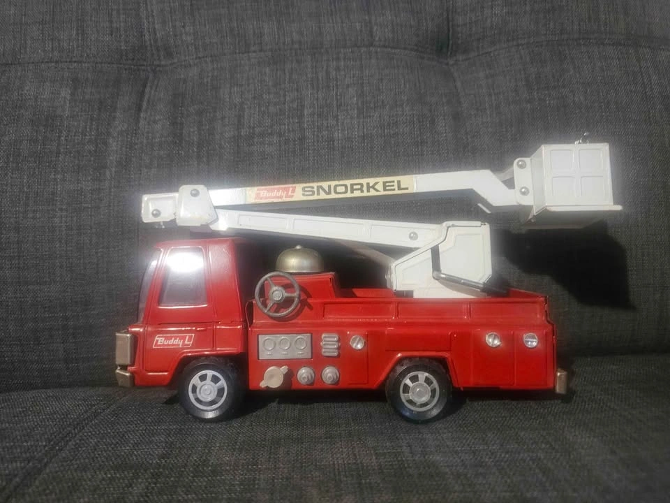 Vintage Buddy L Snorkel Fire Truck - photo 2