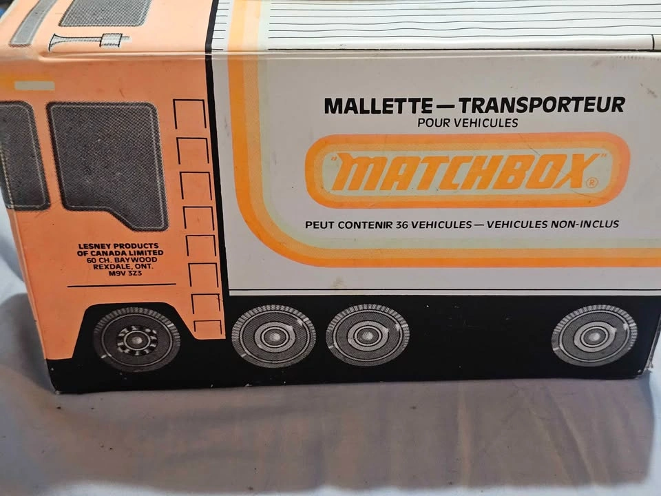 Vintage Matchbox Carry Case Vehicle Carrier - photo 2
