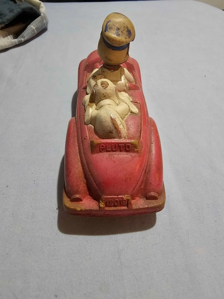 1940s Donald Duck and Pluto rubber car - photo 2