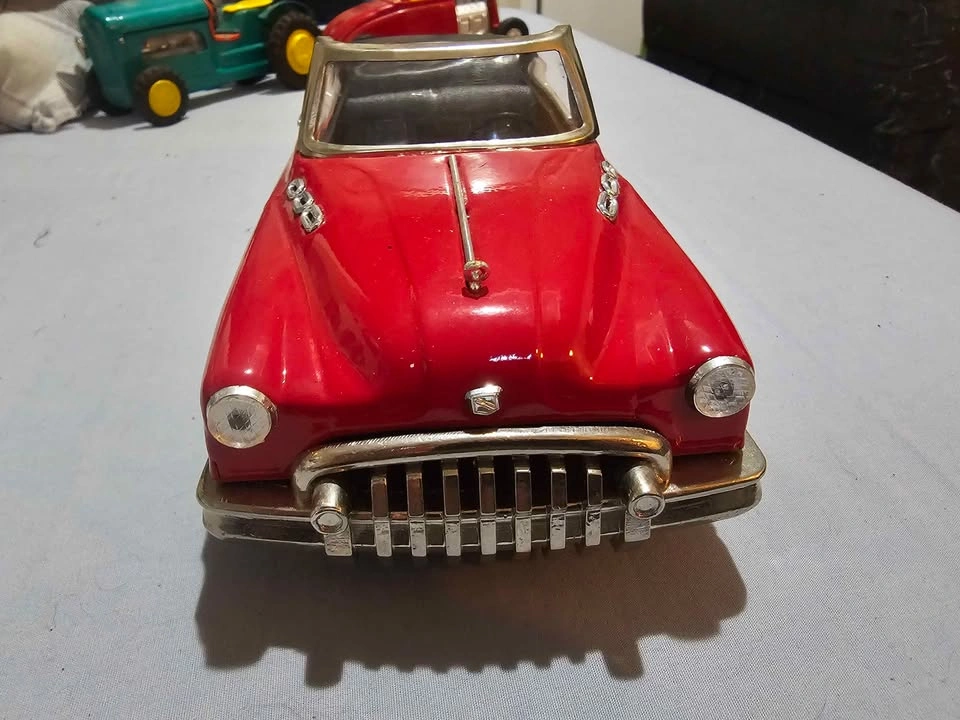 Buick Standard Sedan Convertible Tin Friction Toy Car - photo 2