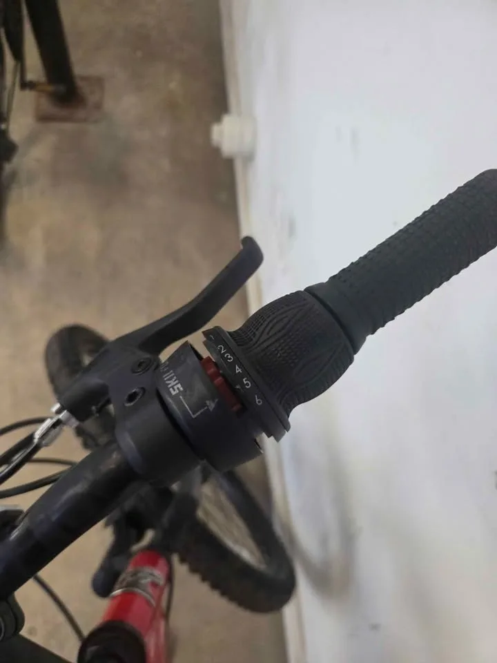 Dynacraft Mountain Bike - photo 2