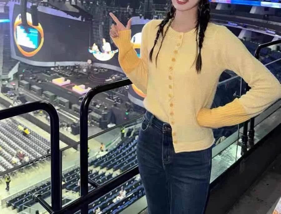 Forever 21 Yellow Sweater - photo 3