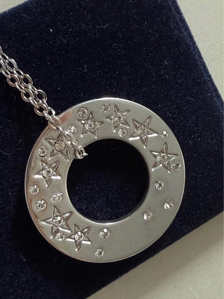 Swarovski Silver Crystal Necklace Circular Pendant - photo 3