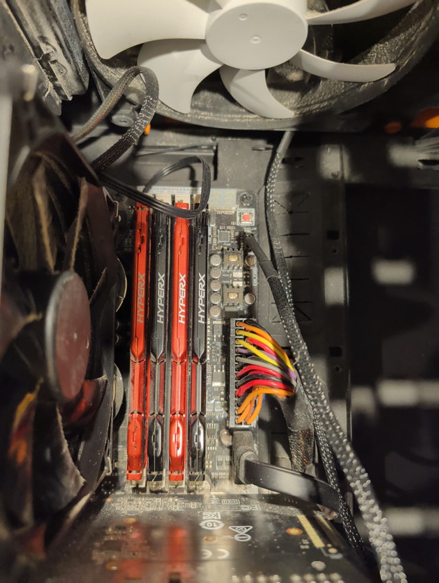 RX Vega 56, Intel i7-4790K, 16GB DDR3, Samsung SSD Gaming PC - photo 3