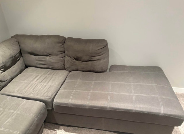 Perfect Sectional Couch! *FREE DELIVERY* - photo 2