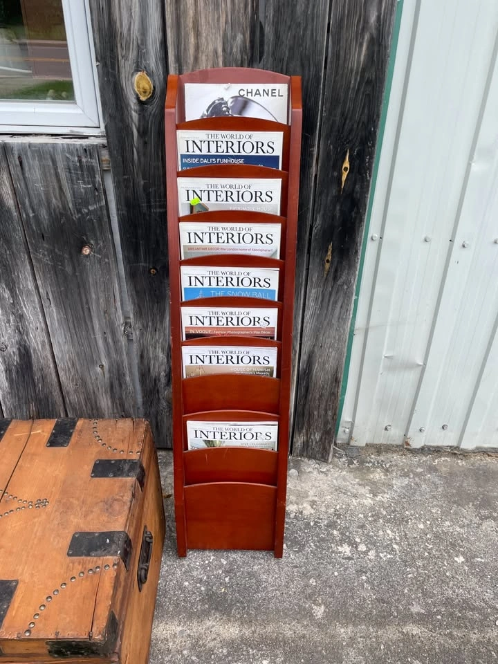 Solid Wood Vertical Magazine Rack / Display Stand - photo 2