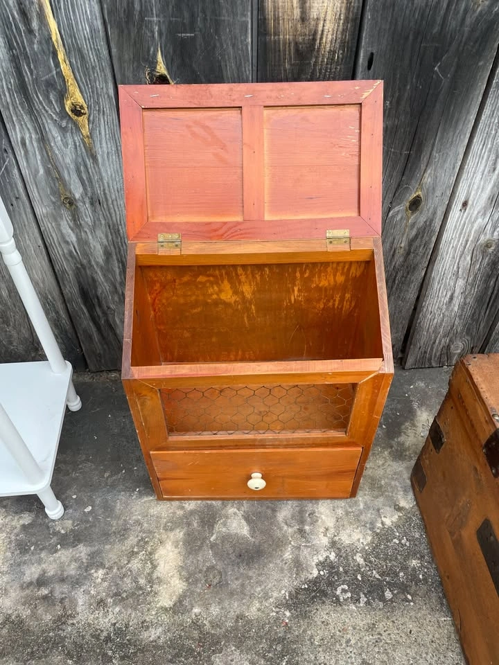 Antique Wooden Bread Box / Rustic Hutch with Wire Mesh - photo 2