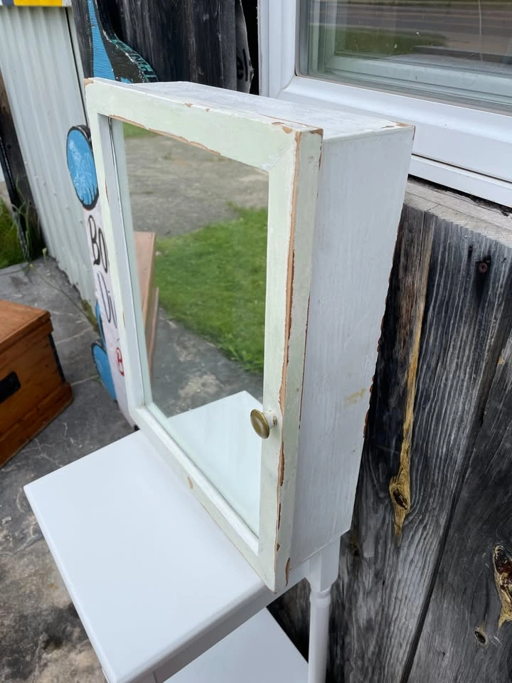 Vintage Small Medicine Cabinet with Mirror - Rustic/Shabby Chic - photo 2