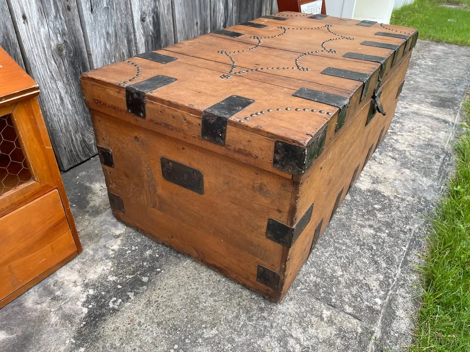 Large Antique Studded Wood and Iron Trunk - Pirate/Colonial - photo 2