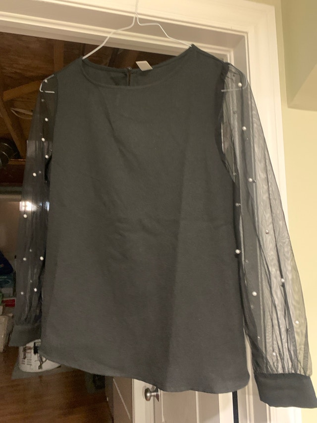 women’s black top with pearls size small - photo 2