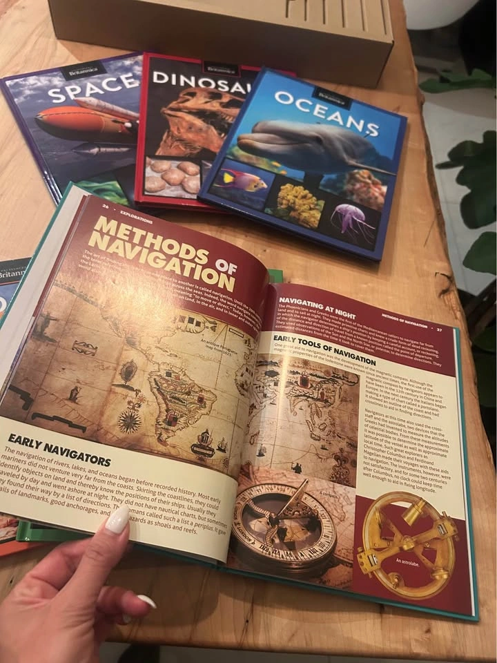 Encyclopedia Britannica Virtual Reality Exploration Kit - photo 3
