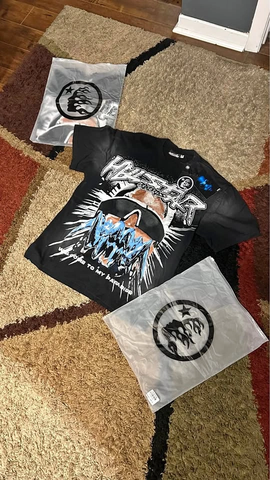 Hellstar Graphic Tee Size S and M