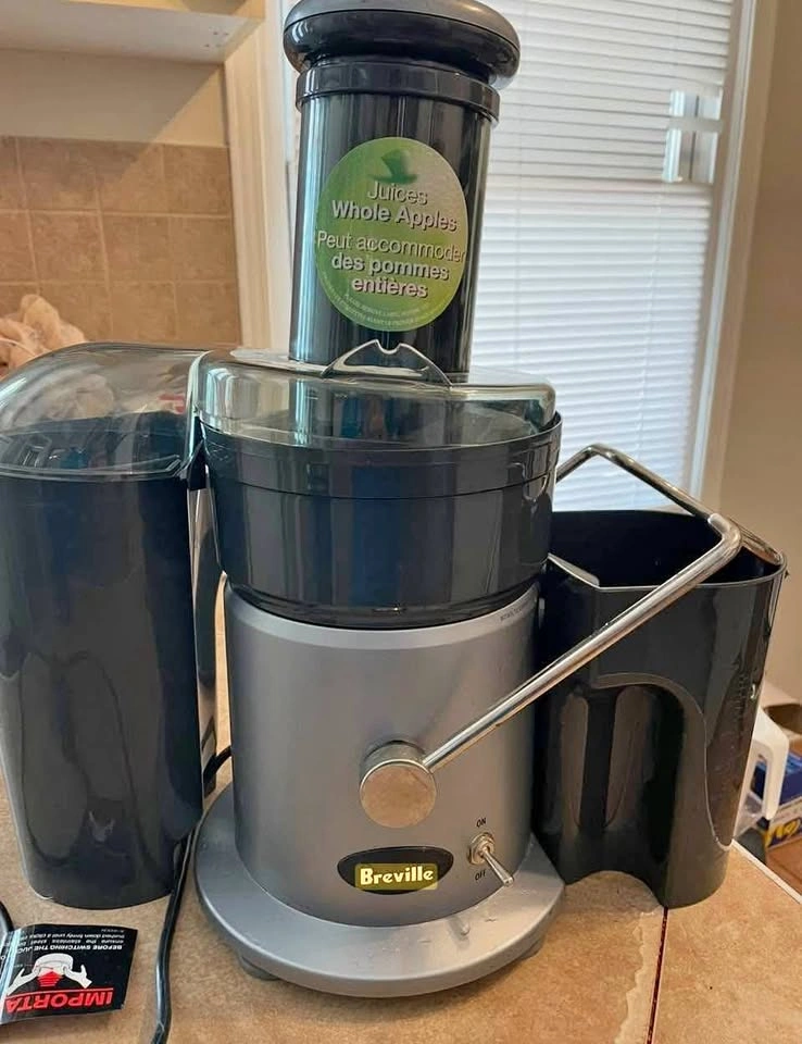 Breville Juicer