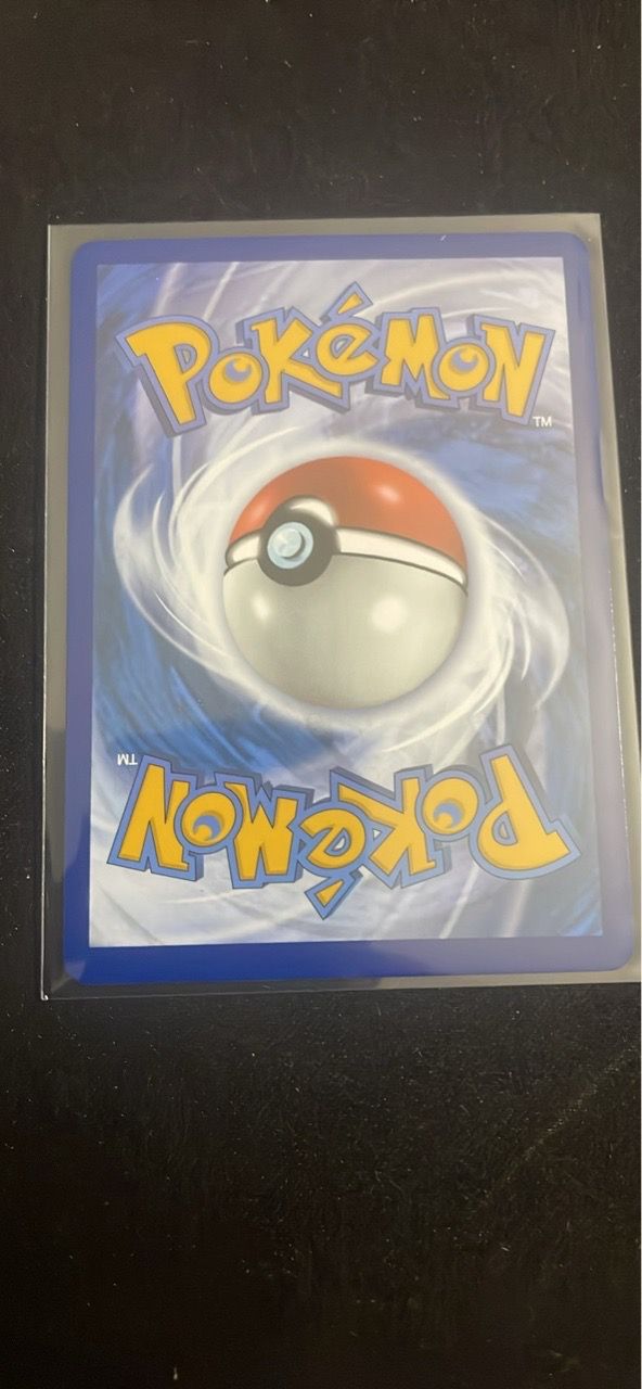 Vaporeon VMAX Pokémon Card 030/203 - photo 2