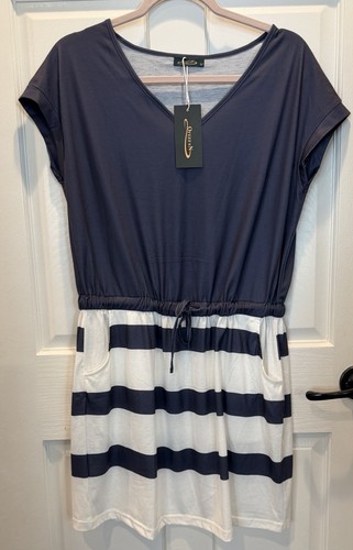 NWT Women's Short Sleeve Color Block Navy & Stripe Dress M