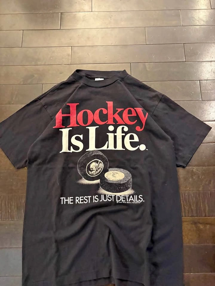 Vintage 90s hockey is life tee