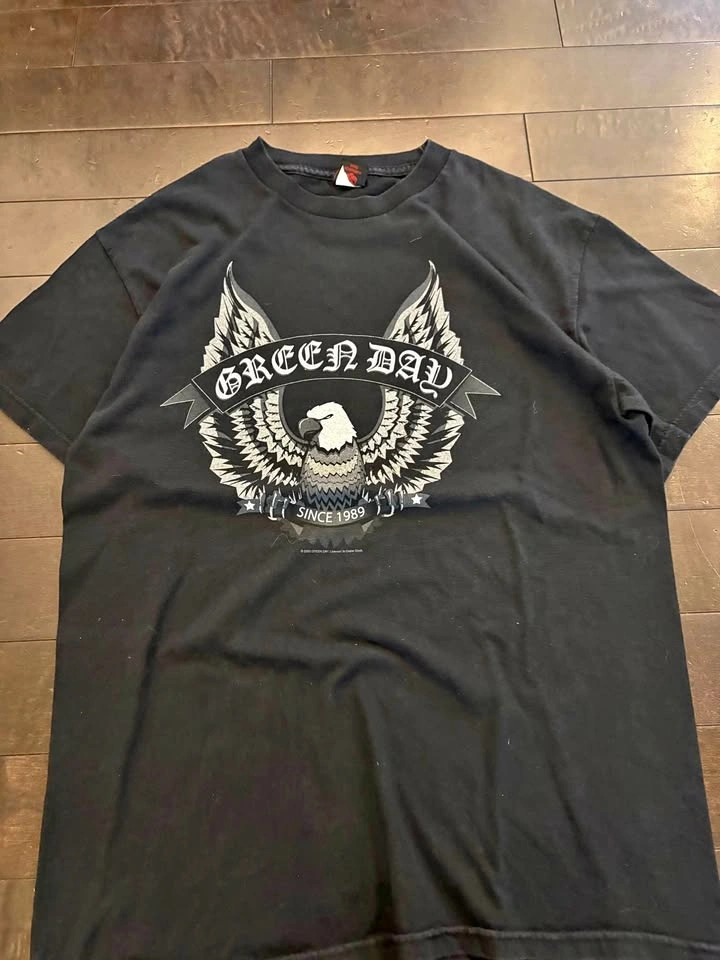 Vintage green day band tee