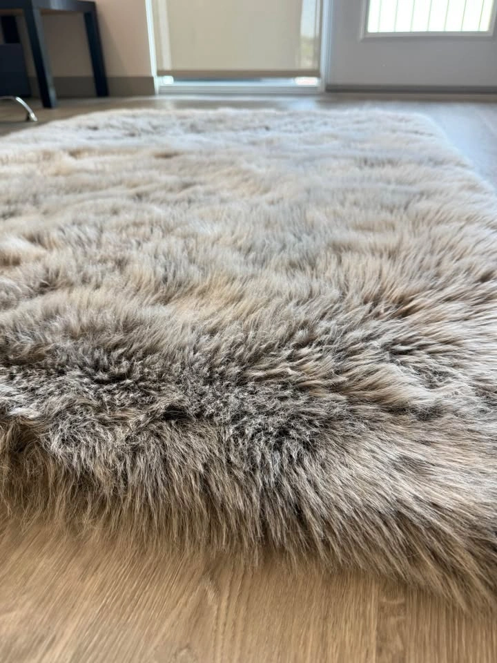 JYSK Faux Fur Rug - photo 2