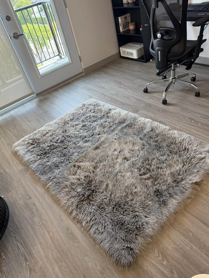 JYSK Faux Fur Rug - photo 4