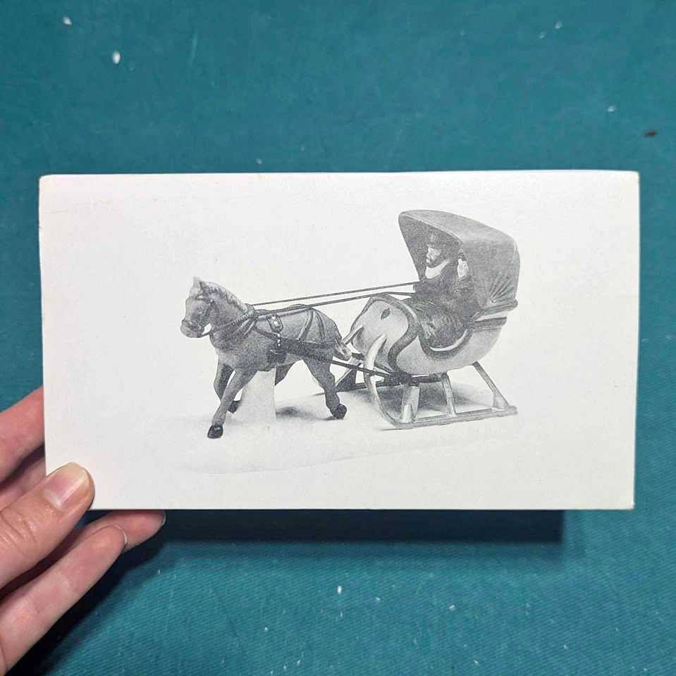 Department 56 - The Heritage Village Collection - One Horse Open