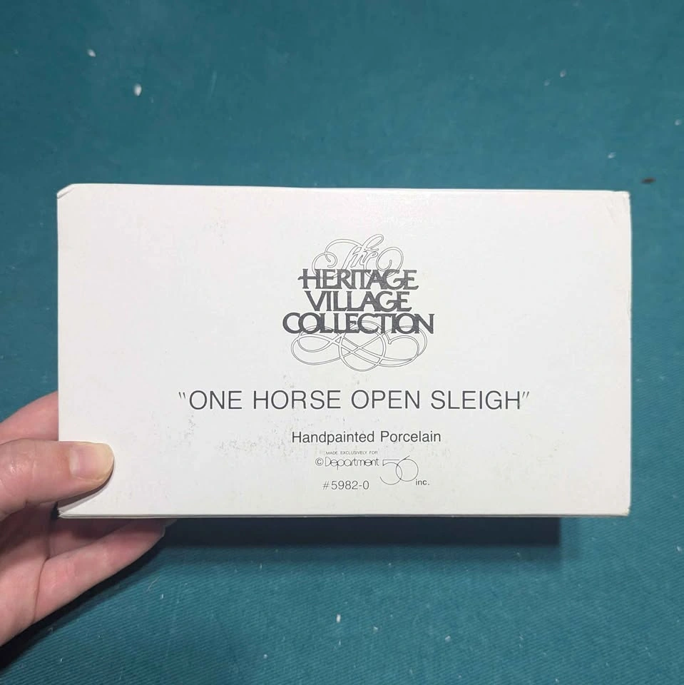Department 56 - The Heritage Village Collection - One Horse Open - photo 3