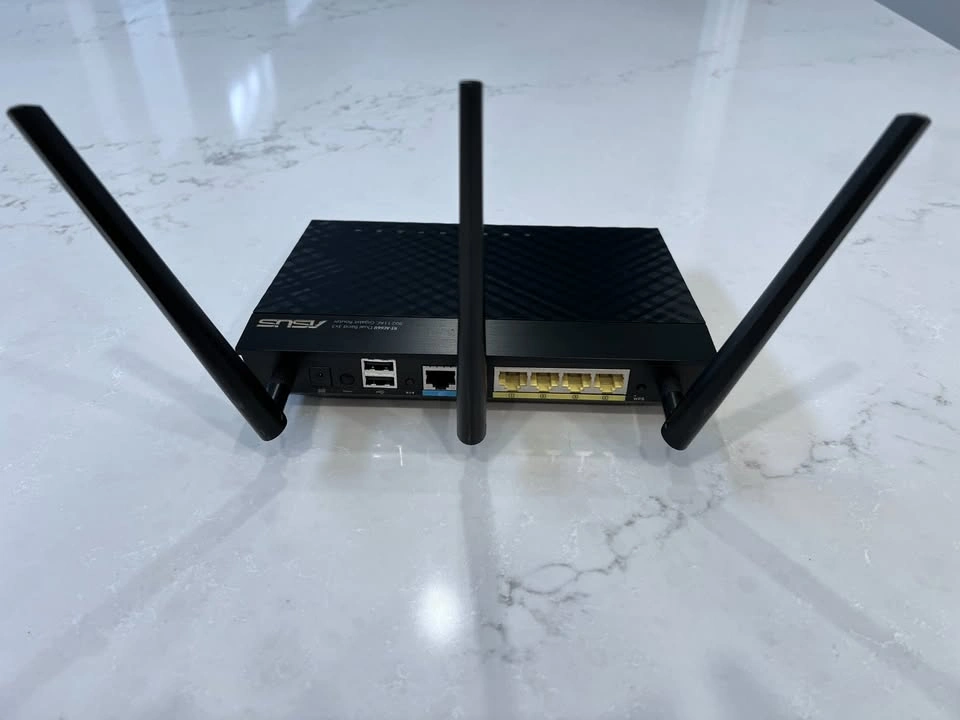 Asus RT-AC66U – Home Wi-Fi Router - photo 3