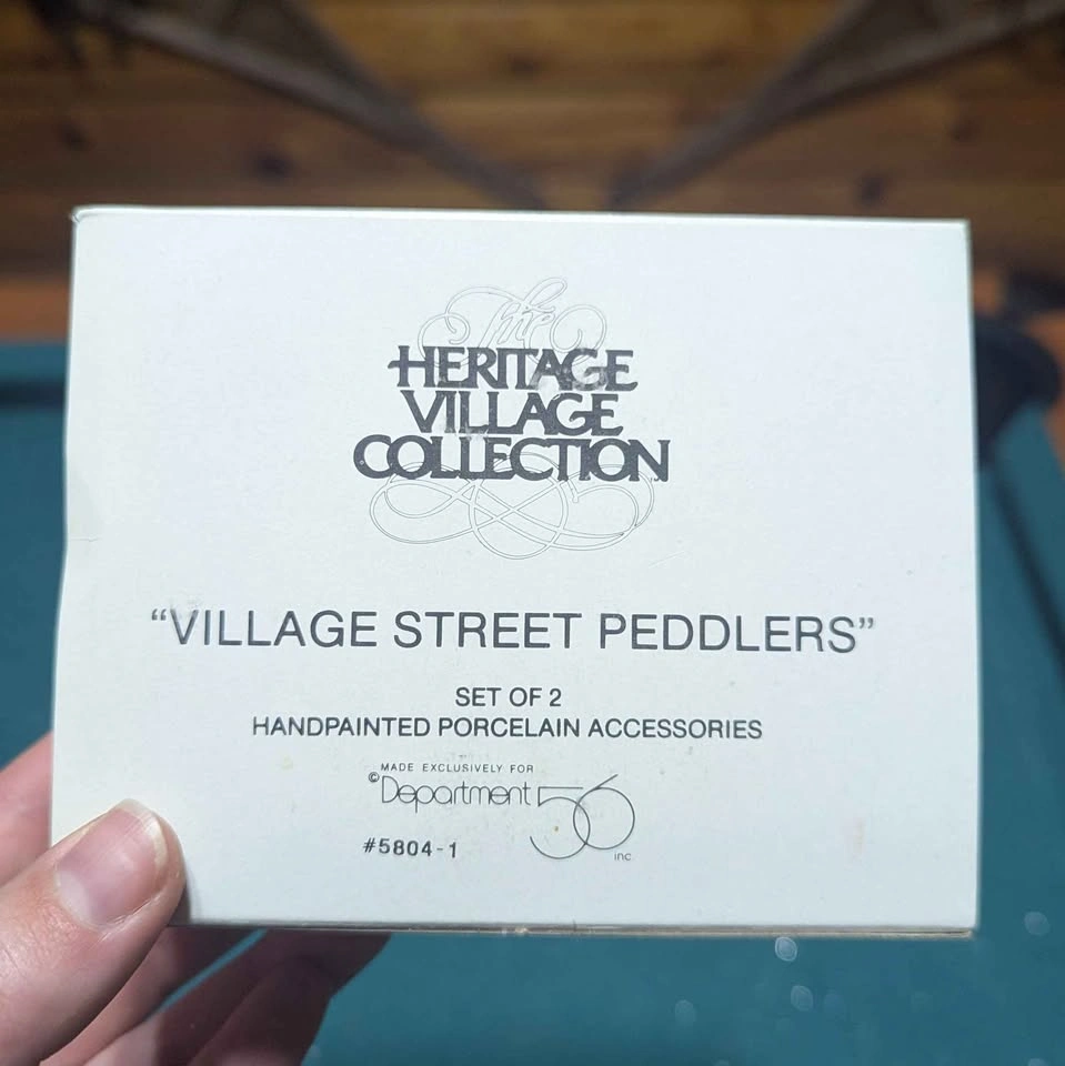 Department 56 - Heritage Village Collection - Village Street Ped - photo 3